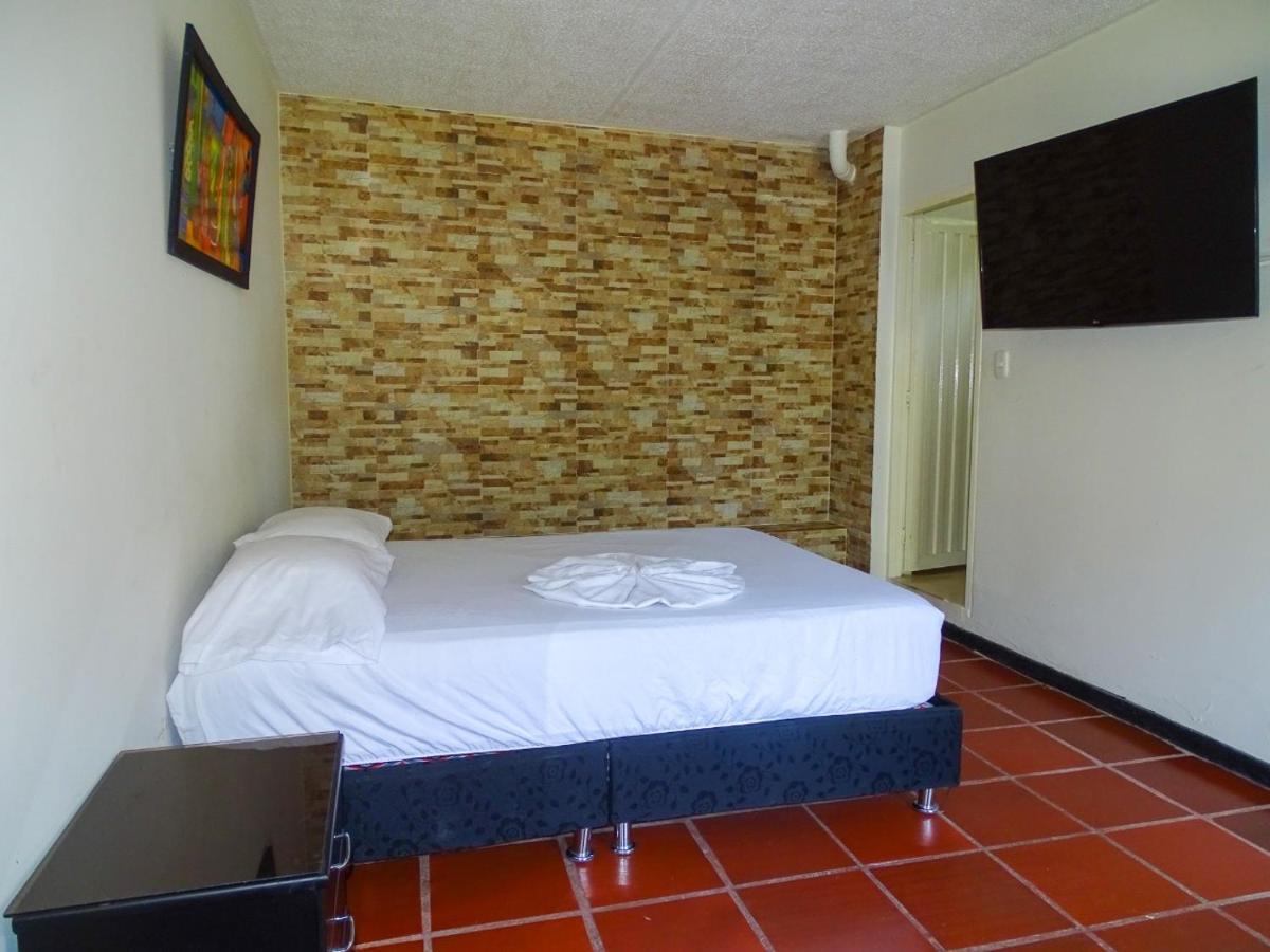 Hotel Villa De Rauzan 梅尔加 外观 照片