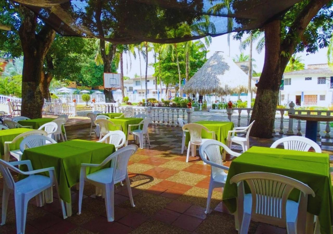 Hotel Villa De Rauzan 梅尔加 外观 照片